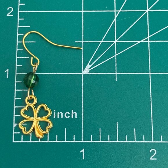 Shamrock Earrings Gold Plated Irish 4 Leaf Clover Luck Celtic St. Patricks Day - Picture 7 of 7